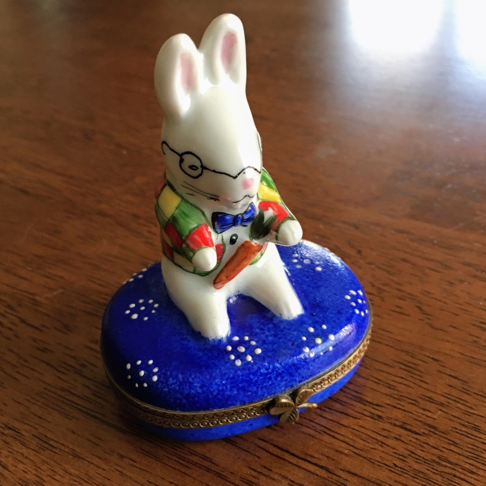 HOST PICK! Peint Main Limoges France bunny rabbit trinket box